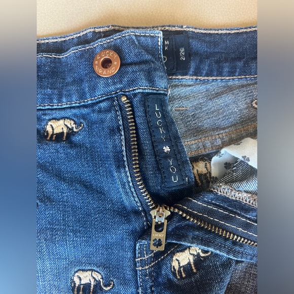 Lucky Brand Y2K Low Rise Elephant Embroidered Jean Malibu Shorts Waist - Sz 2/26 - Picture 11 of 11